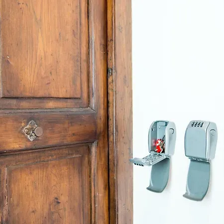 Palazzo Fruscione 萨莱诺